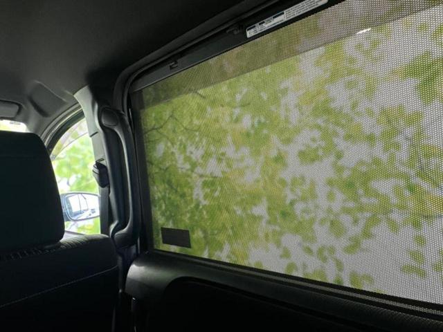 ヴォクシー ＺＳキラメキ２　純正　９インチ　ＳＤナビ／トヨタセーフティセンス／両側電動スライドドア／車線逸脱防止支援システム／パーキングアシスト　バックガイド／ドライブレコーダー　社外／ヘッドランプ　ＬＥＤ　衝突被害軽減システム（38枚目）