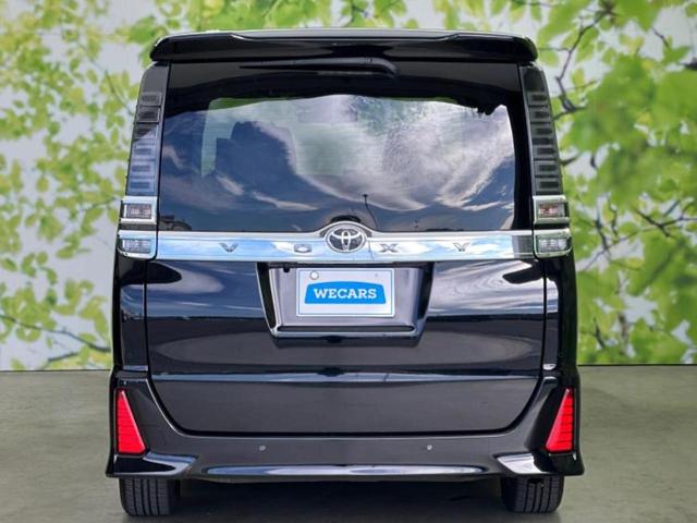 ヴォクシー ＺＳキラメキ２　純正　９インチ　ＳＤナビ／トヨタセーフティセンス／両側電動スライドドア／車線逸脱防止支援システム／パーキングアシスト　バックガイド／ドライブレコーダー　社外／ヘッドランプ　ＬＥＤ　衝突被害軽減システム（42枚目）