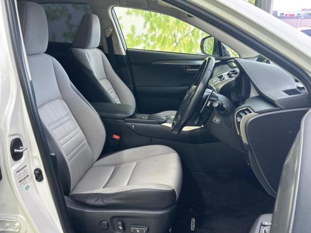 ＮＸ ＮＸ２００ｔ　新品タイヤ／純正エアロ／純正　ＳＤナビ／プリクラッシュセーフティ／シートヒーター　前席／車線逸脱防止支援システム／パーキングアシスト　バックガイド／オートステップ／ドライブレコーダー　社外　フルエアロ（4枚目）