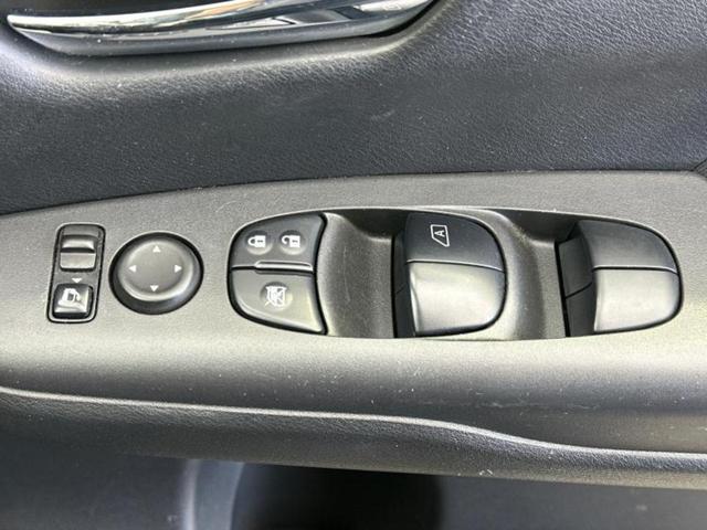 セレナ ハイウェイスター　純正　ＳＤナビ／パーキングアシスト　バックガイド／Ｂｌｕｅｔｏｏｔｈ接続／ＥＴＣ／ＥＢＤ付ＡＢＳ／横滑り防止装置／アイドリングストップ／クルーズコントロール／バックモニター／フルセグＴＶ　バックカメラ（35枚目）