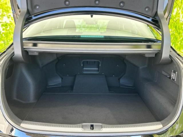 クラウンクロスオーバー 4WD Gアドバンスドレザーパッケージ 新品タイヤ/保証書/ディスプレイオーディオ+ナビ/デジタルインナーミラー/スマートアシスト(トヨタ・ダイハツ)/エアーシート 前席/パノラミックビューモニター/車線逸脱防止支援システム 革シート(8枚目)