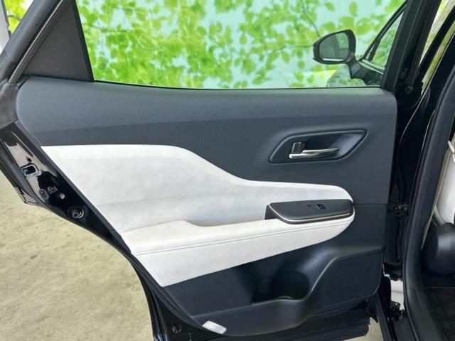 クラウンクロスオーバー 4WD Gアドバンスドレザーパッケージ 新品タイヤ/保証書/ディスプレイオーディオ+ナビ/デジタルインナーミラー/スマートアシスト(トヨタ・ダイハツ)/エアーシート 前席/パノラミックビューモニター/車線逸脱防止支援システム 革シート(20枚目)