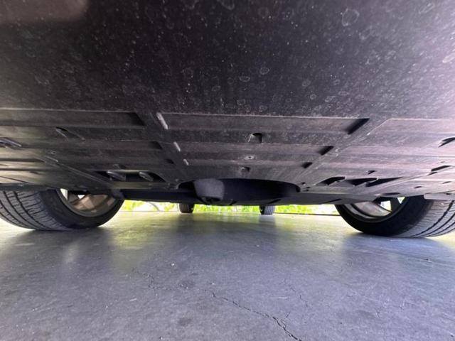 クラウンクロスオーバー 4WD Gアドバンスドレザーパッケージ 新品タイヤ/保証書/ディスプレイオーディオ+ナビ/デジタルインナーミラー/スマートアシスト(トヨタ・ダイハツ)/エアーシート 前席/パノラミックビューモニター/車線逸脱防止支援システム 革シート(44枚目)