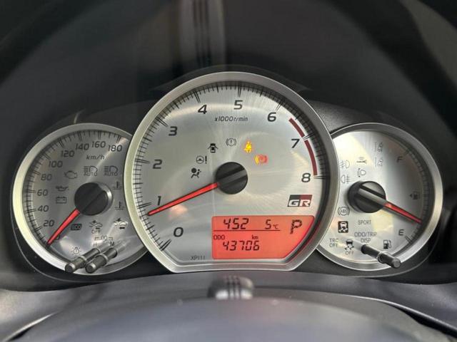 ヴィッツ ＧＲスポーツＧＲ　新品タイヤ／保証書／純正　９インチ　ＳＤナビ／スマートアシスト（トヨタ・ダイハツ）／車線逸脱防止支援システム／シート　ハーフレザー／ドライブレコーダー　前後／ヘッドランプ　ＬＥＤ　衝突被害軽減システム（13枚目）