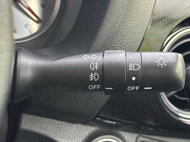 ヴィッツ ＧＲスポーツＧＲ　新品タイヤ／保証書／純正　９インチ　ＳＤナビ／スマートアシスト（トヨタ・ダイハツ）／車線逸脱防止支援システム／シート　ハーフレザー／ドライブレコーダー　前後／ヘッドランプ　ＬＥＤ　衝突被害軽減システム（15枚目）