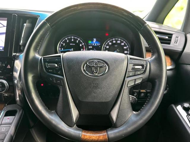 ヴェルファイア ４ＷＤエグゼクティブラウンジ　ツインムーンルーフ／モデリスタエアロ／ＪＢＬ／純正　９インチ　ＳＤナビ／フリップダウンモニター　純正　１２．８インチ／トヨタセーフティセンス／両側電動スライドドア／シートヒーター　前席　サンルーフ（15枚目）