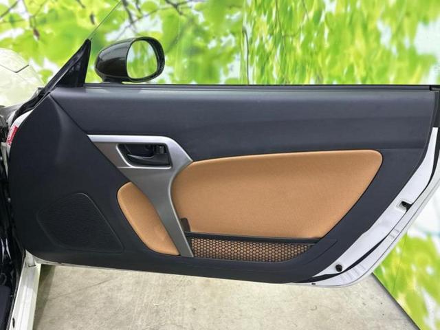 コペン セロ　新品タイヤ／純正　ＳＤナビ／シートヒーター　全席／ヘッドランプ　ＬＥＤ／ＵＳＢジャック／Ｂｌｕｅｔｏｏｔｈ接続／ＥＴＣ／ＥＢＤ付ＡＢＳ／横滑り防止装置／アイドリングストップ／ワンセグＴＶ／ＤＶＤ（20枚目）