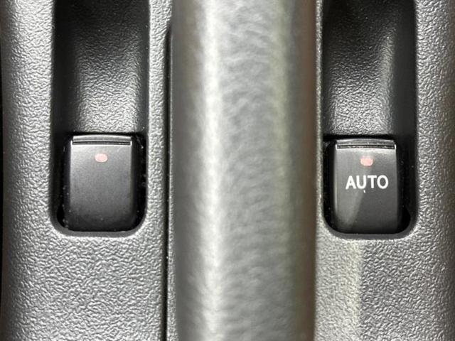 コペン セロ　新品タイヤ／純正　ＳＤナビ／シートヒーター　全席／ヘッドランプ　ＬＥＤ／ＵＳＢジャック／Ｂｌｕｅｔｏｏｔｈ接続／ＥＴＣ／ＥＢＤ付ＡＢＳ／横滑り防止装置／アイドリングストップ／ワンセグＴＶ／ＤＶＤ（32枚目）