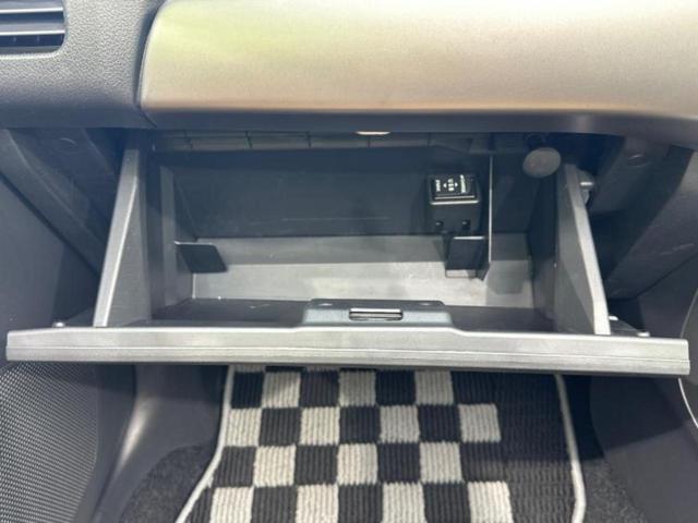 コペン セロ　新品タイヤ／純正　ＳＤナビ／シートヒーター　全席／ヘッドランプ　ＬＥＤ／ＵＳＢジャック／Ｂｌｕｅｔｏｏｔｈ接続／ＥＴＣ／ＥＢＤ付ＡＢＳ／横滑り防止装置／アイドリングストップ／ワンセグＴＶ／ＤＶＤ（35枚目）