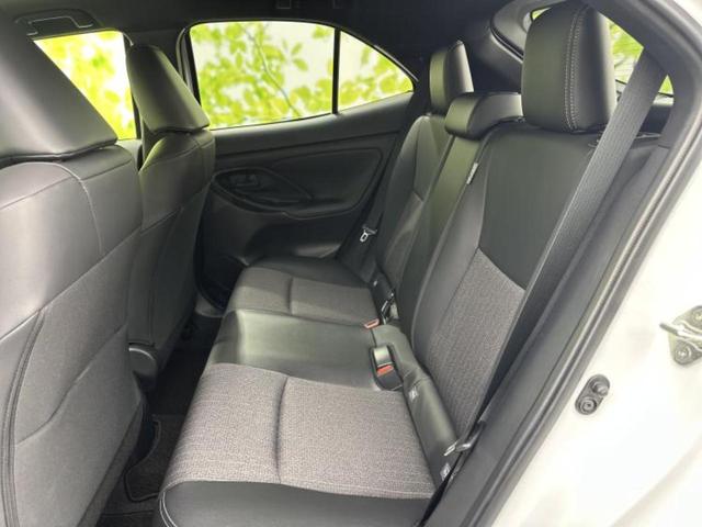 ヤリスクロス ハイブリッドＺ　ディスプレイオーディオ８インチ／トヨタセーフティセンス／シートヒーター　前席／パノラミックビューモニター／車線逸脱防止支援システム／シート　ハーフレザー／パーキングアシスト　自動操舵　全周囲カメラ（5枚目）