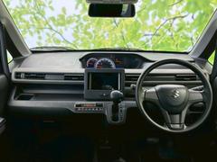 「この車の写真をもっと見たい」「状態が気になる」「この装備はついている？」どんな小さな疑問でもお気軽にお問い合わせください！ 4