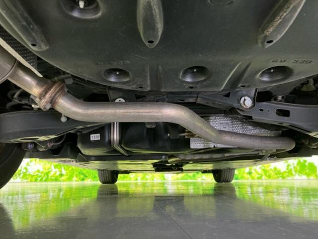 カムリ Ｘ　新品タイヤ／純正　ＳＤナビ／衝突安全装置／車線逸脱防止支援システム／ヘッドランプ　ＬＥＤ／Ｂｌｕｅｔｏｏｔｈ接続／ＥＴＣ／ＥＢＤ付ＡＢＳ／横滑り防止装置／アイドリングストップ／クルーズコントロール（45枚目）