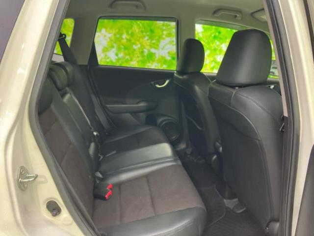 フィットハイブリッド ハイブリッド・スマートセレクションファインスタイル 新品タイヤ/純正 メモリーナビ/シートヒーター/シート ハーフレザー/パーキングアシスト バックガイド/ETC/横滑り防止装置/クルーズコントロール/バックモニター/ワンセグTV/DVD バックカメラ(5枚目)