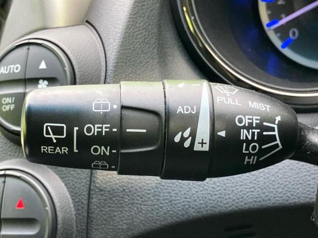 フィットハイブリッド ハイブリッド・スマートセレクションファインスタイル 新品タイヤ/純正 メモリーナビ/シートヒーター/シート ハーフレザー/パーキングアシスト バックガイド/ETC/横滑り防止装置/クルーズコントロール/バックモニター/ワンセグTV/DVD バックカメラ(17枚目)