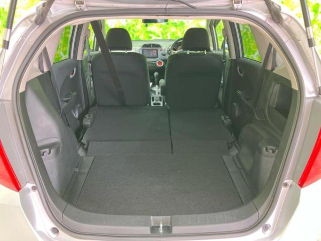 フィット 13G・スマートセレクションファインスタイル 新品タイヤ/社外 メモリーナビ/パーキングアシスト バックガイド/Bluetooth接続/ETC/バックモニター/フルセグTV/エアバッグ 運転席/エアバッグ 助手席/パワーウインドウ バックカメラ(19枚目)