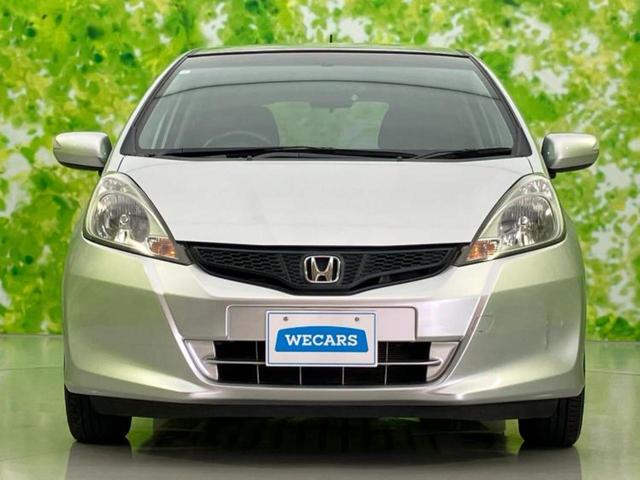 フィット 13G・スマートセレクションファインスタイル 新品タイヤ/社外 メモリーナビ/パーキングアシスト バックガイド/Bluetooth接続/ETC/バックモニター/フルセグTV/エアバッグ 運転席/エアバッグ 助手席/パワーウインドウ バックカメラ(42枚目)