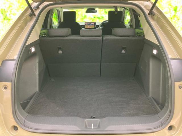 ヴェゼル eHEV X 新品タイヤ/保証書/純正 9インチ メモリーナビ/ホンダセンシング/車線逸脱防止支援システム/パーキングアシスト バックガイド/ヘッドランプ LED/USBジャック 衝突被害軽減システム バックカメラ(8枚目)