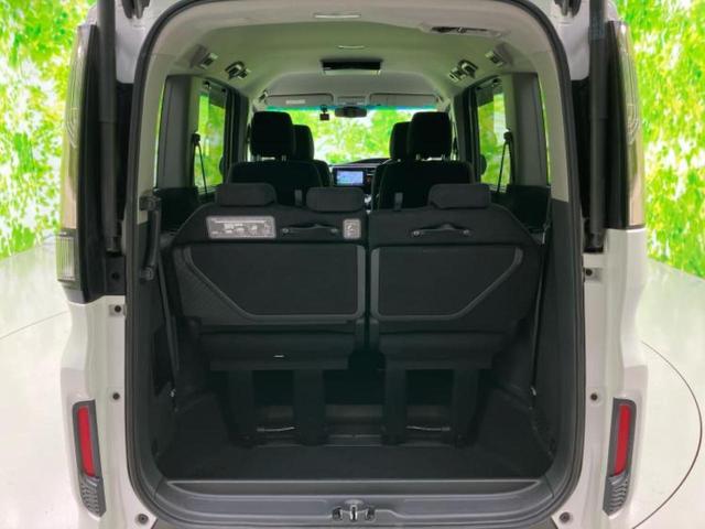 ステップワゴンスパーダ スパーダハイブリッドG・ホンダセンシング 純正 9インチ SDナビ/フリップダウンモニター 純正 11.6インチ/ホンダセンシング/両側電動スライドドア/車線逸脱防止支援システム/パーキングアシスト バックガイド 衝突被害軽減システム 禁煙車(20枚目)