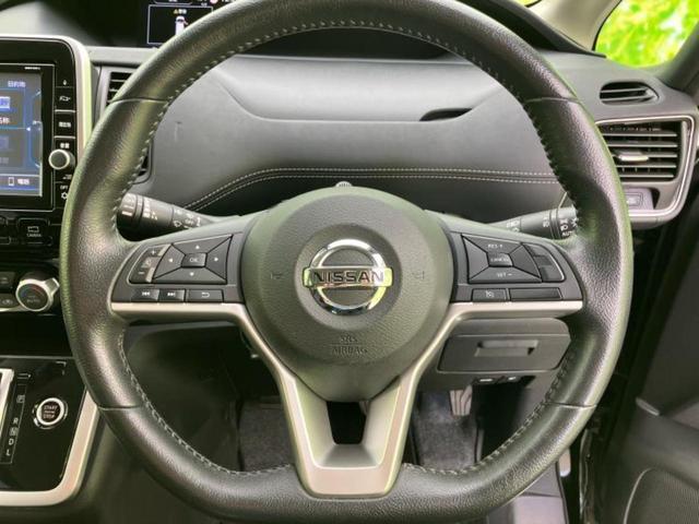 ＷＥＣＡＲＳの展示場では実際に見て、触ってお車をお選びいただけます！知識の豊富な営業スタッフが様々なカーライフをご提案いたします！