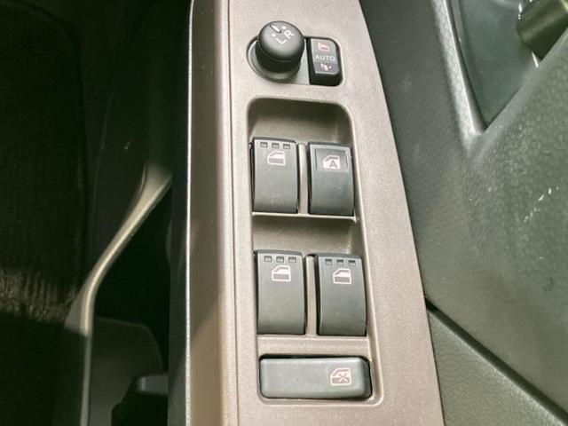 国産車から輸入車まで多様なお客様のニーズのお応えできるように、全国規模で豊富な在庫展開！車のことならＷＥＣＡＲＳへ！