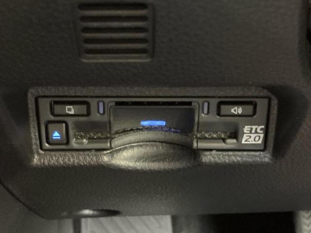 ヴォクシー ハイブリッドS-Z ディスプレイオーディオ10.5インチ/フリップダウンモニター 純正 14インチ/トヨタセーフティセンス/両側電動スライドドア/シートヒーター 前席/パノラミックビューモニター 衝突被害軽減システム(30枚目)