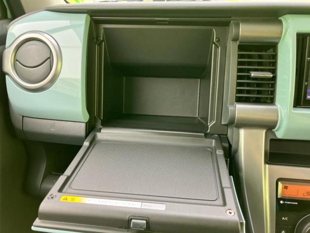 ＷＥＣＡＲＳでは各商談席に大型モニターをご用意しております！見やすい大画面でゆったりと全国の在庫をご覧いただけます！是非ご来店お待ちしております！