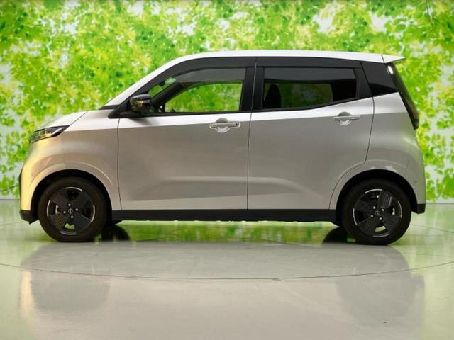 サクラ Ｘ　新品タイヤ／純正　ＨＤＤナビ／エマージェンシーブレーキ／車線逸脱防止支援システム／ヘッドランプ　ＬＥＤ／ＵＳＢジャック／ＥＴＣ／横滑り防止装置／フルセグＴＶ／エアバッグ　運転席／エアバッグ　助手席（2枚目）