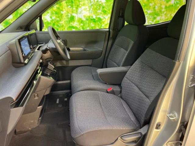 サクラ Ｘ　新品タイヤ／純正　ＨＤＤナビ／エマージェンシーブレーキ／車線逸脱防止支援システム／ヘッドランプ　ＬＥＤ／ＵＳＢジャック／ＥＴＣ／横滑り防止装置／フルセグＴＶ／エアバッグ　運転席／エアバッグ　助手席（6枚目）