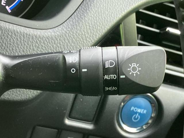 ヴォクシー ハイブリッドＺＳキラメキ３　社外　１１インチ　ＳＤナビ／トヨタセーフティセンス／両側電動スライドドア／シートヒーター　前席／車線逸脱防止支援システム／シート　ハーフレザー／ヘッドランプ　ＬＥＤ／Ｂｌｕｅｔｏｏｔｈ接続／ＥＴＣ（16枚目）