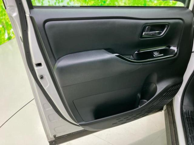 ヴォクシー ハイブリッドＺＳキラメキ３　社外　１１インチ　ＳＤナビ／トヨタセーフティセンス／両側電動スライドドア／シートヒーター　前席／車線逸脱防止支援システム／シート　ハーフレザー／ヘッドランプ　ＬＥＤ／Ｂｌｕｅｔｏｏｔｈ接続／ＥＴＣ（23枚目）