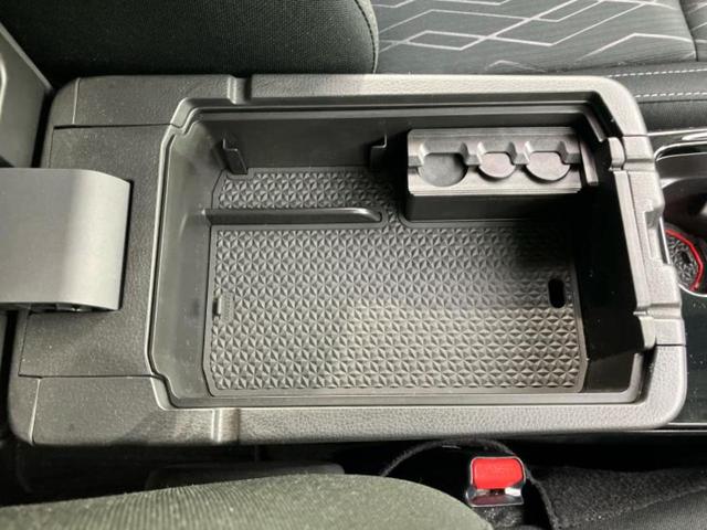 エクリプスクロス ブラックエディション　新品タイヤ／ディスプレイオーディオ／イーアシスト（ミツビシ）／シートヒーター　前席／マルチアラウンドモニター／車線逸脱防止支援システム／パーキングアシスト　バックガイド／ＵＳＢジャック　バックカメラ（32枚目）