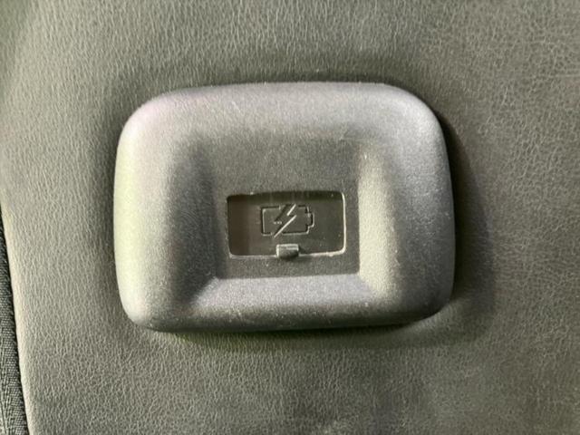 ナビ、ドラレコ、ＥＴＣ、フリップダウンモニター、デジタルインナーミラーｅｔｃ…後付け可能です！オプションも豊富に取り揃えておりますのでご安心ください！