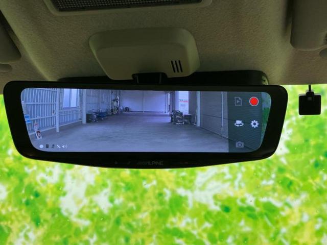 ＷＥＣＡＲＳでは各商談席に大型モニターをご用意しております！見やすい大画面でゆったりと全国の在庫をご覧いただけます！是非ご来店お待ちしております！