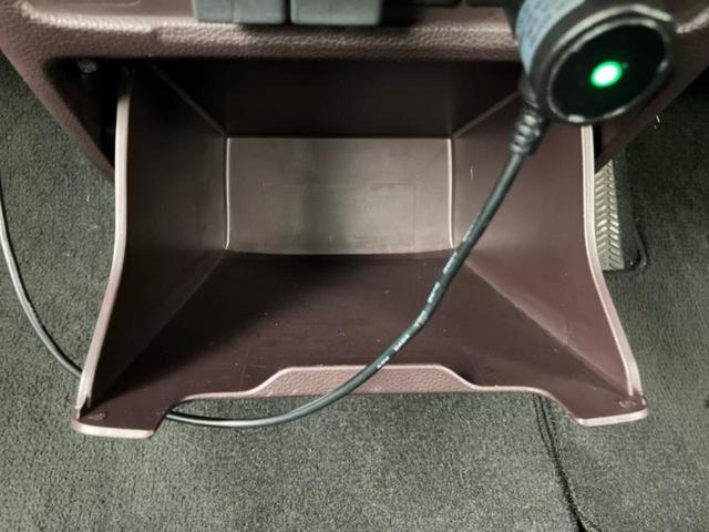 N-WGNカスタム G・ターボパッケージ 新品タイヤ/純正 SDナビ/シティーブレーキアクティブシステム(ホンダ)/シート ハーフレザー/ヘッドランプ HID/Bluetooth接続/ETC/EBD付ABS/横滑り防止装置 バックカメラ(42枚目)