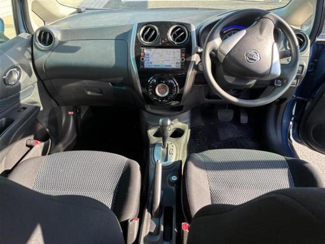 ノート X DIG-S Vセレクションプラスセーフティ 新品タイヤ/純正 SDナビ/エマージェンシーブレーキ/車線逸脱防止支援システム/ドライブレコーダー 社外/Bluetooth接続/ETC/EBD付ABS/横滑り防止装置/フルセグTV/DVD ドラレコ(4枚目)