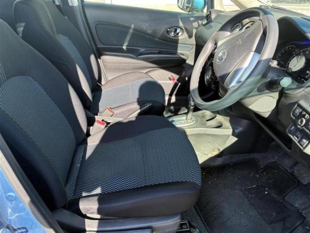 ノート X DIG-S Vセレクションプラスセーフティ 新品タイヤ/純正 SDナビ/エマージェンシーブレーキ/車線逸脱防止支援システム/ドライブレコーダー 社外/Bluetooth接続/ETC/EBD付ABS/横滑り防止装置/フルセグTV/DVD ドラレコ(5枚目)