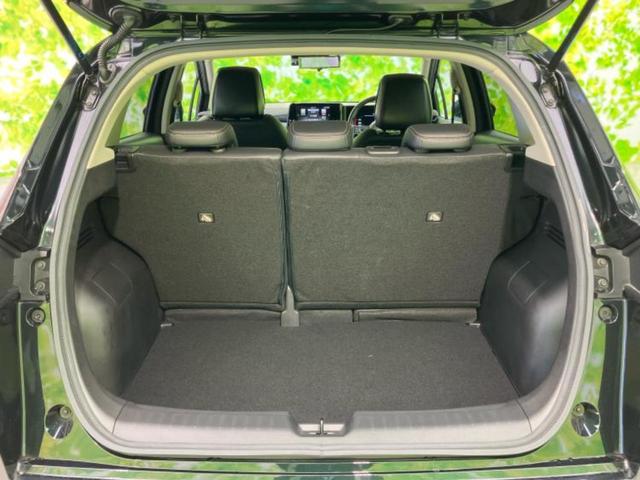 オーラ Ｇ９０シュウネンキネンシャ　ＢＯＳＥ／保証書／純正　９インチ　メモリーナビ／インテリジェントルームミラー／エマージェンシーブレーキ／シートヒーター　前席／アラウンドビューモニター／車線逸脱防止支援システム／シート　フルレザー（8枚目）