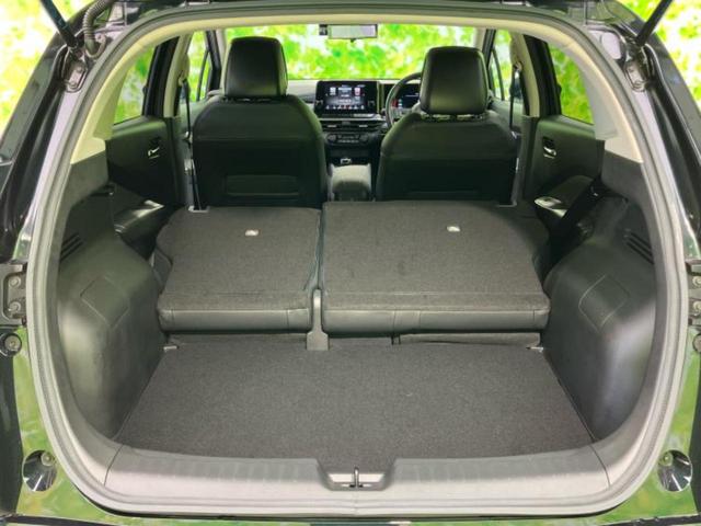 オーラ Ｇ９０シュウネンキネンシャ　ＢＯＳＥ／保証書／純正　９インチ　メモリーナビ／インテリジェントルームミラー／エマージェンシーブレーキ／シートヒーター　前席／アラウンドビューモニター／車線逸脱防止支援システム／シート　フルレザー（19枚目）