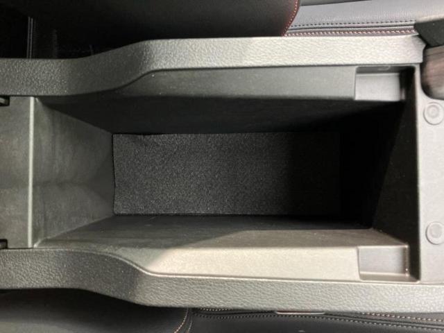 オーラ Ｇ９０シュウネンキネンシャ　ＢＯＳＥ／保証書／純正　９インチ　メモリーナビ／インテリジェントルームミラー／エマージェンシーブレーキ／シートヒーター　前席／アラウンドビューモニター／車線逸脱防止支援システム／シート　フルレザー（31枚目）