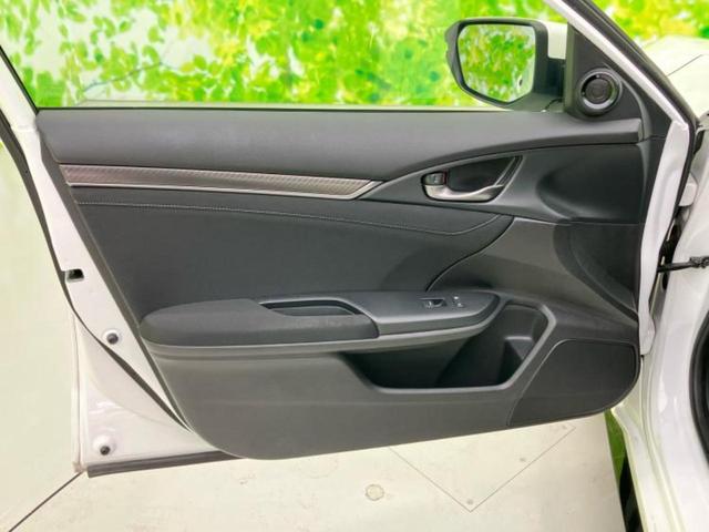 シビック ヒョウジュン　純正　ＳＤナビ／ホンダセンシング／シートヒーター　前席／車線逸脱防止支援システム／ヘッドランプ　ＬＥＤ／ＵＳＢジャック／Ｂｌｕｅｔｏｏｔｈ接続／ＥＴＣ／ＥＢＤ付ＡＢＳ／横滑り防止装置　ＤＶＤ再生（22枚目）