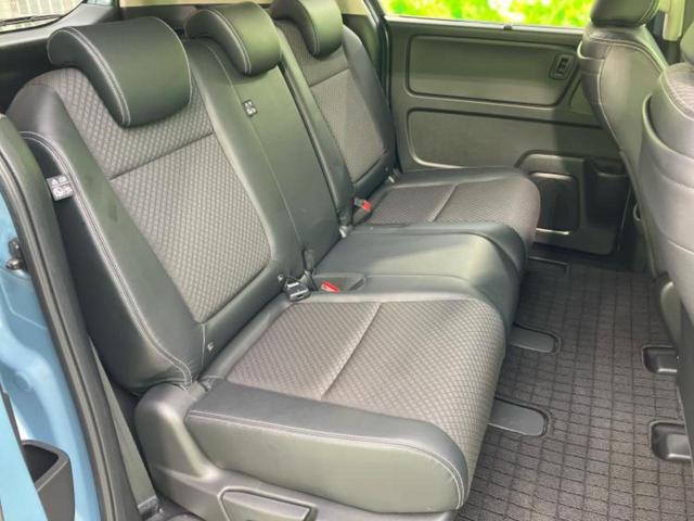 フリード＋ハイブリッド ハイブリッドＧホンダセンシング　新品タイヤ／保証書／ディスプレイオーディオ／ホンダセンシング／両側電動スライドドア／シートヒーター　前席／車線逸脱防止支援システム／シート　ハーフレザー／ドライブレコーダー　前後　衝突被害軽減システム（5枚目）