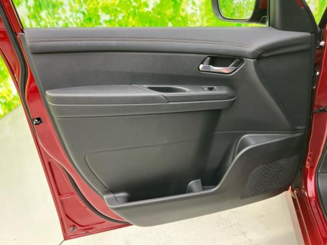 セレナ ハイウェイスターＶ　保証書／純正　１２．３インチ　メモリーナビ／フリップダウンモニター　純正　１１インチ／インテリジェントルームミラー／エマージェンシーブレーキ／両側電動スライドドア／アラウンドビューモニター　ドラレコ（24枚目）