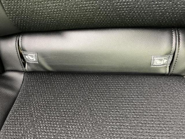 ヤリスクロス ハイブリッドＺ　保証書／ディスプレイオーディオ＋ナビ８インチ／トヨタセーフティセンス／シートヒーター　前席／パノラミックビューモニター／車線逸脱防止支援システム／シート　ハーフレザー／ヘッドランプ　ＬＥＤ　電動シート（40枚目）