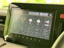 ハイブリッドＸ　保証書／純正　９インチ　メモリーナビ／セーフティサポート（スズキ）／両側電動スライドドア／シートヒーター　前席／全方位モニター／車線逸脱防止支援システム／ヘッドランプ　ＬＥＤ　衝突被害軽減システム（11枚目）