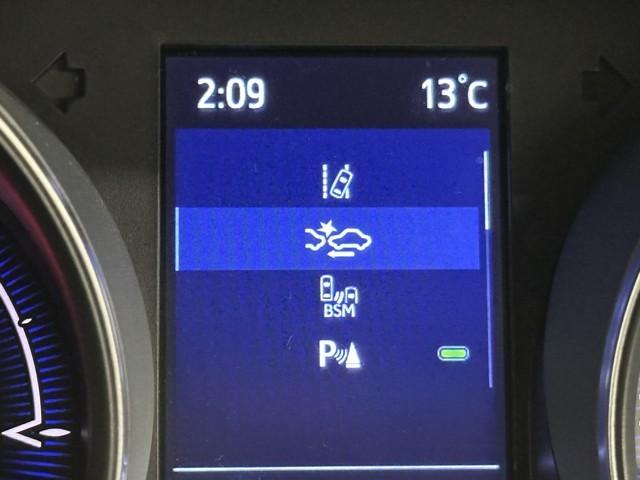 Ｃ－ＨＲ Ｇ　ドライブレコーダー付　衝突軽減　ＥＳＣ　キーレスエントリー　Ｉストップ　ＬＥＤライト　Ｂカメ　盗難防止システム　ナビ＆ＴＶ　半革シート　地デジ　オートクルーズコントロール　整備記録簿　スマートキー（11枚目）