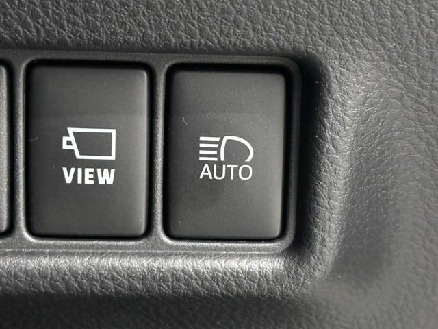 Ｃ－ＨＲ Ｇ　ドライブレコーダー付　衝突軽減　ＥＳＣ　キーレスエントリー　Ｉストップ　ＬＥＤライト　Ｂカメ　盗難防止システム　ナビ＆ＴＶ　半革シート　地デジ　オートクルーズコントロール　整備記録簿　スマートキー（14枚目）