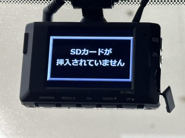 カローラクロス ハイブリッド　Ｚ　パノラミックモニター　ムーンルーフ　ＡＣ１００Ｖ電源　衝突軽減Ｂ　記録簿有　フルセグテレビ　スマキ－　ワンオーナ　半レザー　クルーズコントロール　メモリナビ　イモビ　ＬＥＤ　ＡＣ　運転席Ｐシート（11枚目）