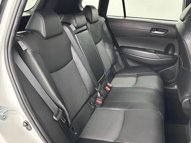 カローラクロス ハイブリッド　Ｚ　パノラミックモニター　ムーンルーフ　ＡＣ１００Ｖ電源　衝突軽減Ｂ　記録簿有　フルセグテレビ　スマキ－　ワンオーナ　半レザー　クルーズコントロール　メモリナビ　イモビ　ＬＥＤ　ＡＣ　運転席Ｐシート（16枚目）
