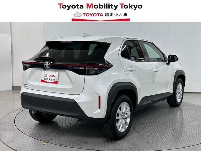 ヤリスクロス Ｇ　ＥＴＣ装備　リヤカメラ　点検記録簿　スマートエントリー　イモビライザー　オートエアコン　アルミホイール　キーレス　パワーウィンドウ　クルコン　ＡＢＳ　ドライブレコーダー　エアバッグ　パワーステアリング（2枚目）