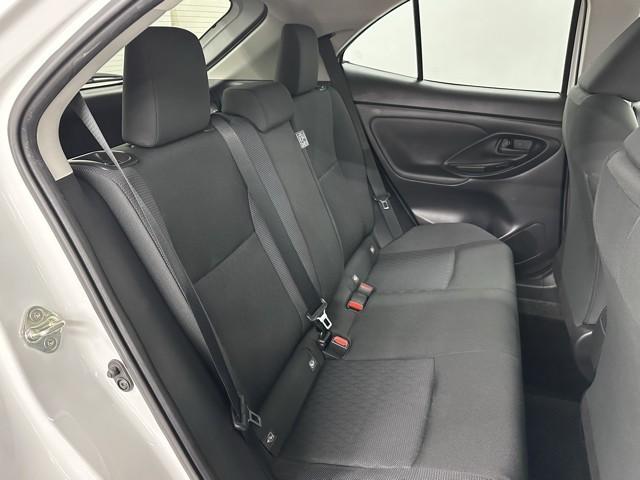 ヤリスクロス Ｇ　ＥＴＣ装備　リヤカメラ　点検記録簿　スマートエントリー　イモビライザー　オートエアコン　アルミホイール　キーレス　パワーウィンドウ　クルコン　ＡＢＳ　ドライブレコーダー　エアバッグ　パワーステアリング（17枚目）